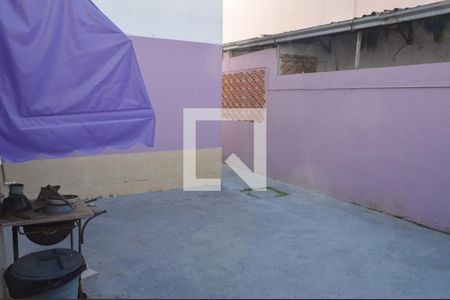 Casa de condomínio para alugar com 90m², 3 quartos e 2 vagasQuintal