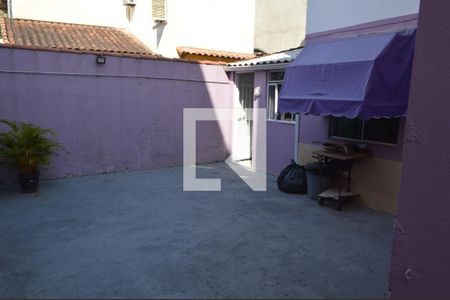 Casa de condomínio para alugar com 90m², 3 quartos e 2 vagasQuintal