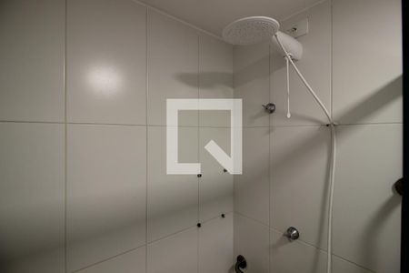 Banheiro de apartamento à venda com 1 quarto, 31m² em Pinheiros, São Paulo