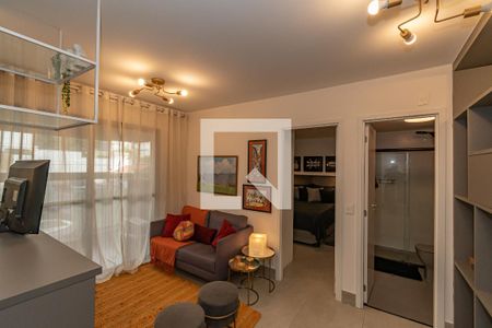 Sala de Estar de apartamento para alugar com 1 quarto, 40m² em Cambuí, Campinas