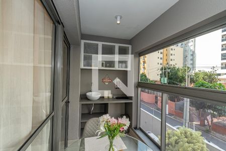 Varanda Sala de Estar de apartamento para alugar com 1 quarto, 40m² em Cambuí, Campinas