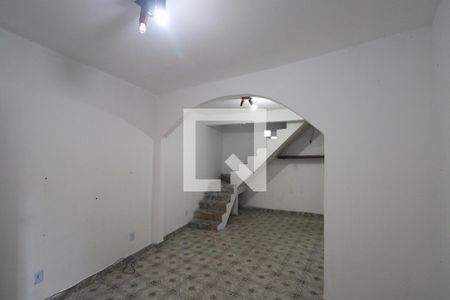 Sala de casa para alugar com 1 quarto, 45m² em Barro Vermelho, São Gonçalo