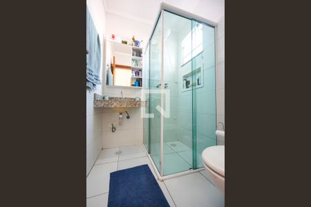 Casa de condomínio para alugar com 90m², 2 quartos e 2 vagas Casa de condomínio para alugar com 90m², 2 quartos e 2 vagasBanheiro da suíte 01