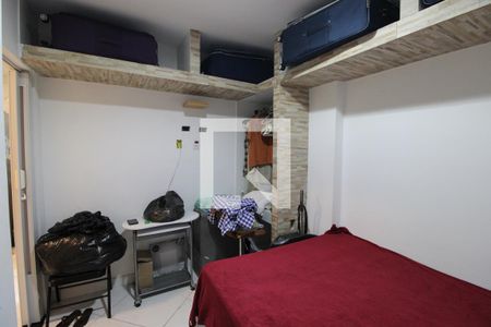 Casa à venda com 220m², 3 quartos e 2 vagasQuarto 3