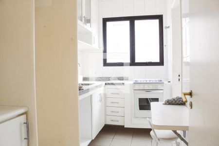 Apartamento à venda com 60m², 2 quartos e 2 vagasCozinha
