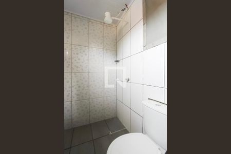 Banheiro de casa para alugar com 1 quarto, 57m² em Rubem Berta, Porto Alegre