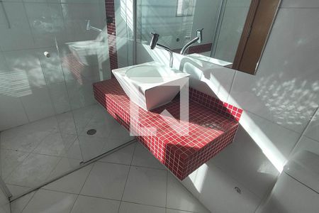 Casa para alugar com 216m², 4 quartos e 5 vagasBanheiro da Suite 2