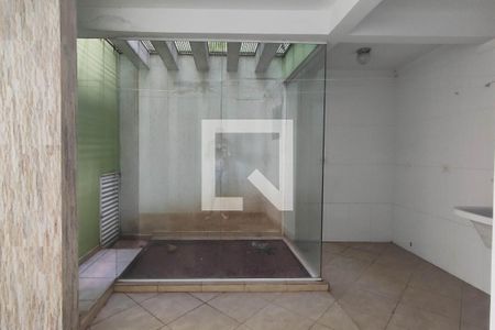 Casa para alugar com 216m², 4 quartos e 5 vagasÁrea de Serviço