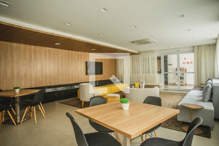 Apartamento à venda com 36m², 2 quartos e sem vagaÁrea comum - Salão de festas