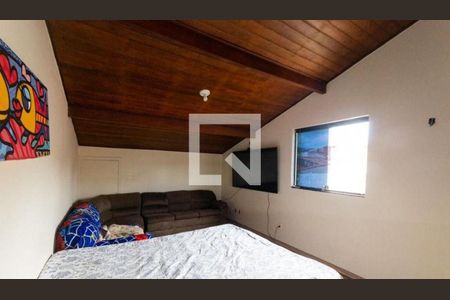 Casa à venda com 4 quartos, 200m² em Baeta Neves, São Bernardo do Campo