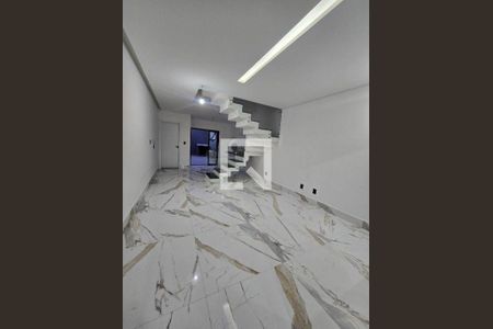 Casa à venda com 4 quartos, 192m² em Vila Monumento, São Paulo