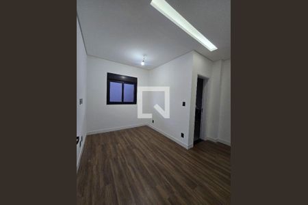 Casa à venda com 4 quartos, 192m² em Vila Monumento, São Paulo