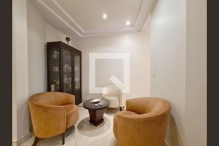 Casa à venda com 4 quartos, 861m² em Jardim dos Estados, São Paulo