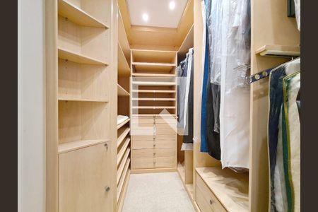 Casa à venda com 4 quartos, 861m² em Jardim dos Estados, São Paulo