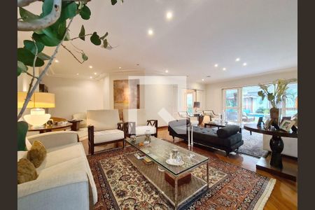 Casa à venda com 4 quartos, 861m² em Jardim dos Estados, São Paulo