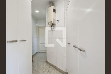 Casa à venda com 4 quartos, 861m² em Jardim dos Estados, São Paulo