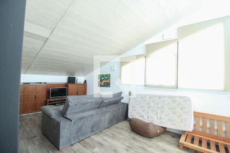 Casa à venda com 450m², 3 quartos e 2 vagasSótão