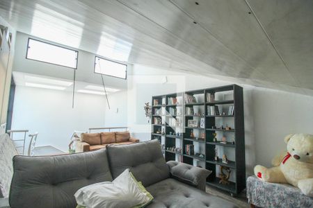 Casa à venda com 450m², 3 quartos e 2 vagasSótão