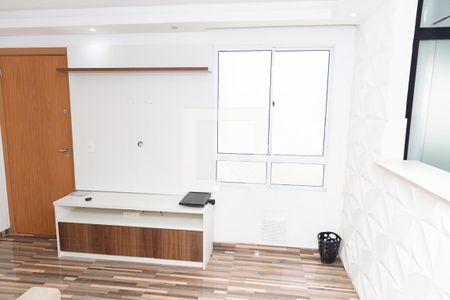 Sala de apartamento para alugar com 2 quartos, 44m² em Jardim Nova Cidade, Guarulhos