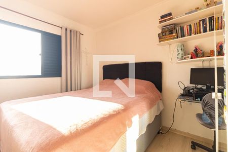 Quarto 2 de apartamento para alugar com 2 quartos, 59m² em Vila Moraes, São Paulo