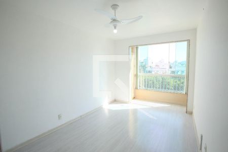 Apartamento à venda com 56m², 2 quartos e 1 vaga Apartamento à venda com 56m², 2 quartos e 1 vagaSala