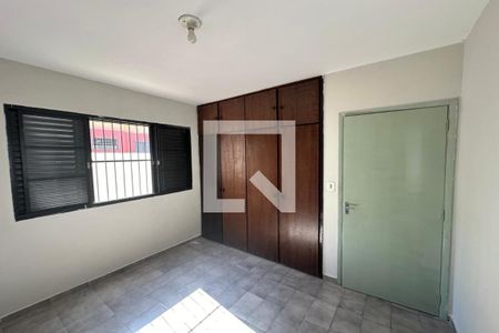 Dormitório 02 de apartamento para alugar com 2 quartos, 81m² em Residencial E Comercial Palmares, Ribeirão Preto