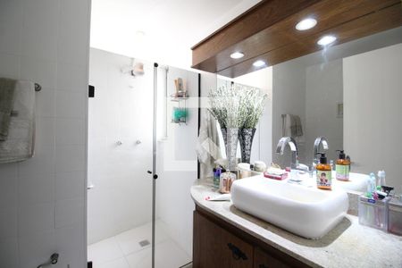 Apartamento à venda com 142m², 4 quartos e 1 vagaBanheiro Social