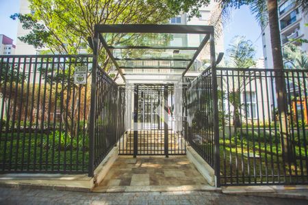 Apartamento para alugar com 70m², 2 quartos e 2 vagasFachada