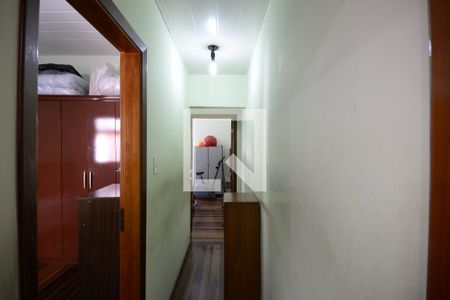 Corredor de casa à venda com 2 quartos, 90m² em Vila Monumento, São Paulo
