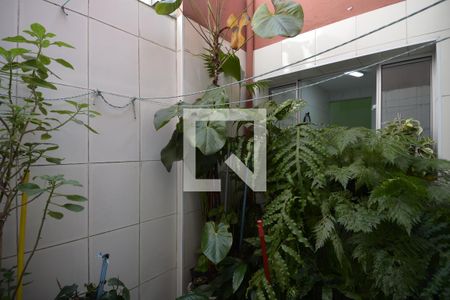 Casa à venda com 90m², 2 quartos e sem vagaQuintal