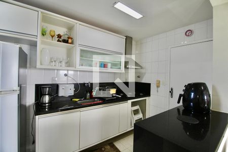 Apartamento para alugar com 80m², 1 quarto e 2 vagas Apartamento para alugar com 80m², 1 quarto e 2 vagasCozinha
