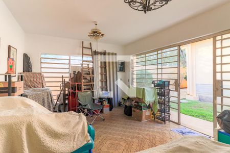 Casa à venda com 568m², 4 quartos e 3 vagasEdícula