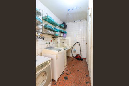 Casa à venda com 568m², 4 quartos e 3 vagasÁrea de Serviço