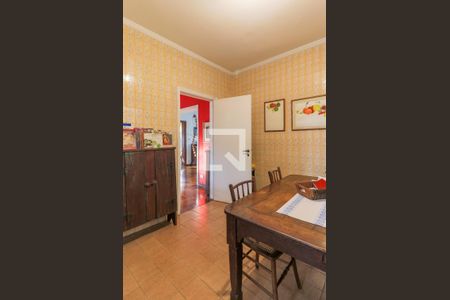 Casa à venda com 568m², 4 quartos e 3 vagasCopa