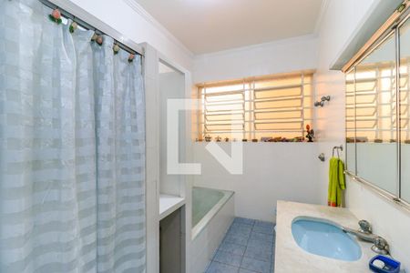 Casa à venda com 568m², 4 quartos e 3 vagasBanheiro