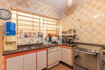 Casa à venda com 568m², 4 quartos e 3 vagasCozinha