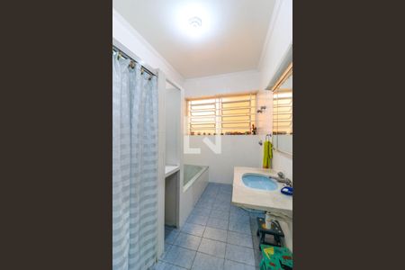 Casa à venda com 568m², 4 quartos e 3 vagasBanheiro