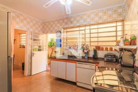 Casa à venda com 568m², 4 quartos e 3 vagasCozinha