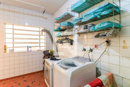 Casa à venda com 568m², 4 quartos e 3 vagasÁrea de Serviço