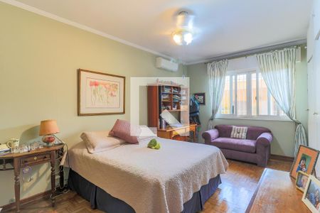 Suíte de casa à venda com 4 quartos, 568m² em Granja Julieta, São Paulo