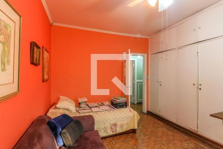 Casa à venda com 568m², 4 quartos e 3 vagasQuarto 2