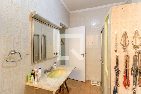 Casa à venda com 568m², 4 quartos e 3 vagasBanheiro da Suíte