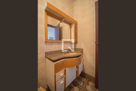 Casa à venda com 500m², 4 quartos e 6 vagasBanheiro 2 