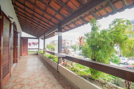 Casa à venda com 500m², 4 quartos e 6 vagasVaranda dos Quartos 1, 2 e 3