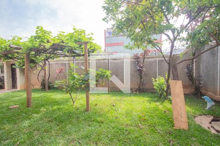 Casa à venda com 500m², 4 quartos e 6 vagasQuintal