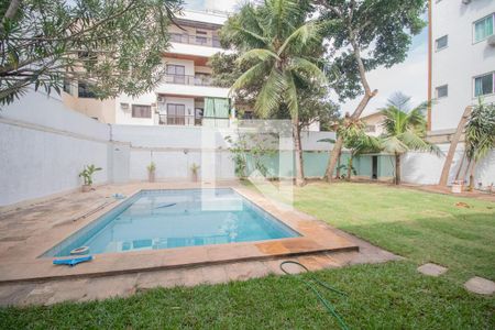 Casa à venda com 500m², 4 quartos e 6 vagasPiscina