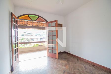 Casa à venda com 500m², 4 quartos e 6 vagasquarto 2 