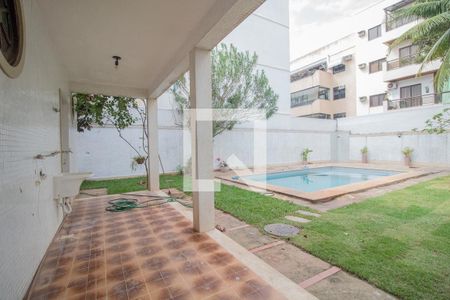 Casa à venda com 500m², 4 quartos e 6 vagasÁrea de Serviço