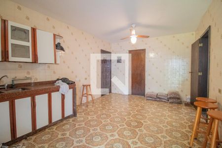 Casa à venda com 500m², 4 quartos e 6 vagasCozinha