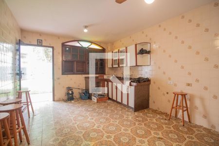 Casa à venda com 500m², 4 quartos e 6 vagasCozinha